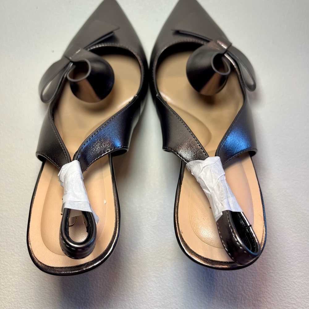 NIB Clmhoe Metallic Slingback Heels Size 6.5 Pointed Toe Bow Kitten Heel - Picture 2 of 6
